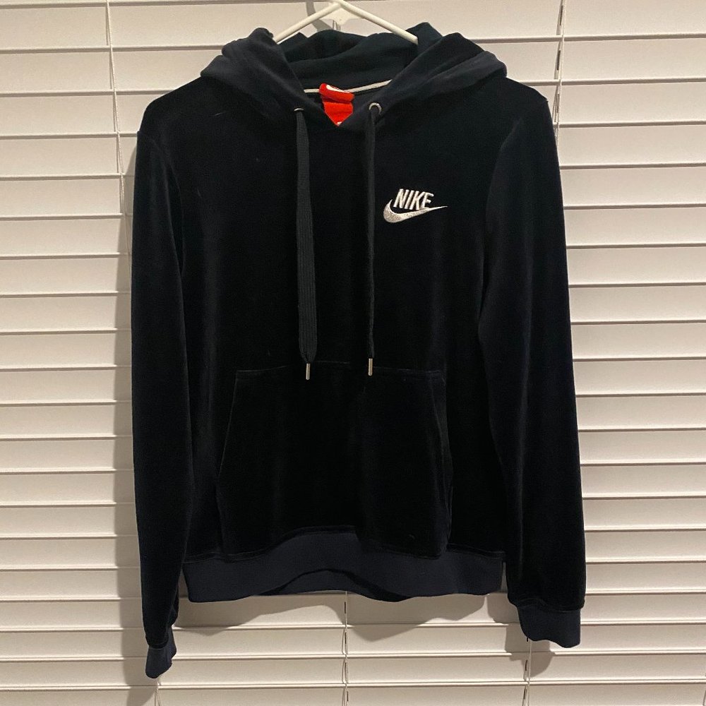 COPY - Women's NIKE Velour Pullover Hoodie